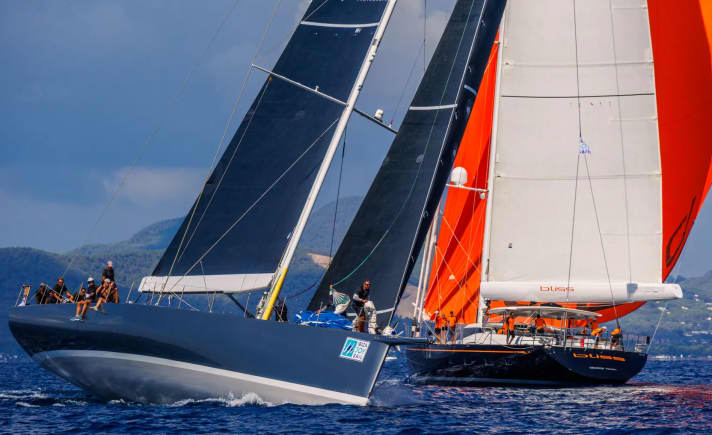 Regatta-Szene vor Ibiza mit der YD 120 “Bliss”