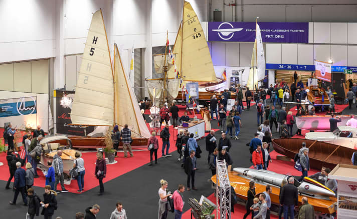   View of the refit area in Hall 25