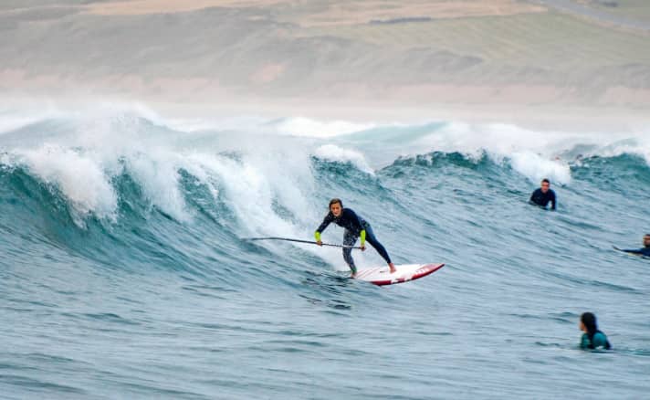 Klitmøller oder Kanaren – die deutsche Wave-Meisterin Paulina Herpel surft alle Arten von Wellen – immer mit dem passenden Board.