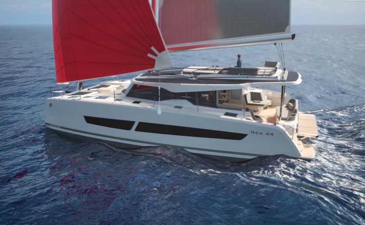 Foutaine Pajot New 44 : longueur de coque 13,26 m, largeur 7,44 m, poids 15,2 t, prix encore inconnu
