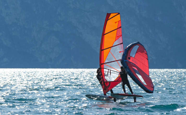 Wer gerne mal die Disziplin wechselt, findet mit dem Slingshot Shred Sled “Eines für Alles”