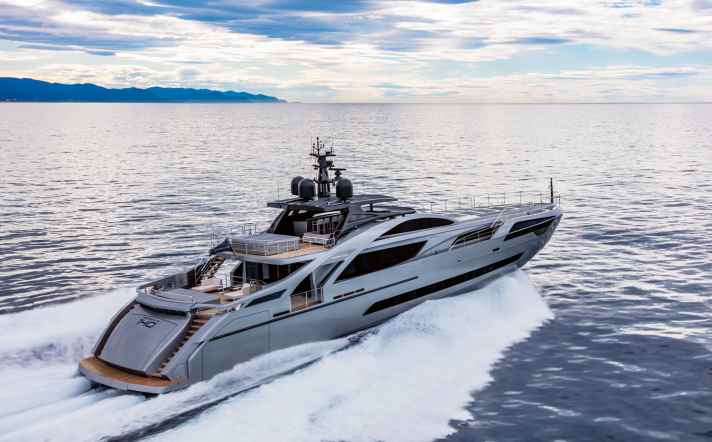 2019: Pershing 140