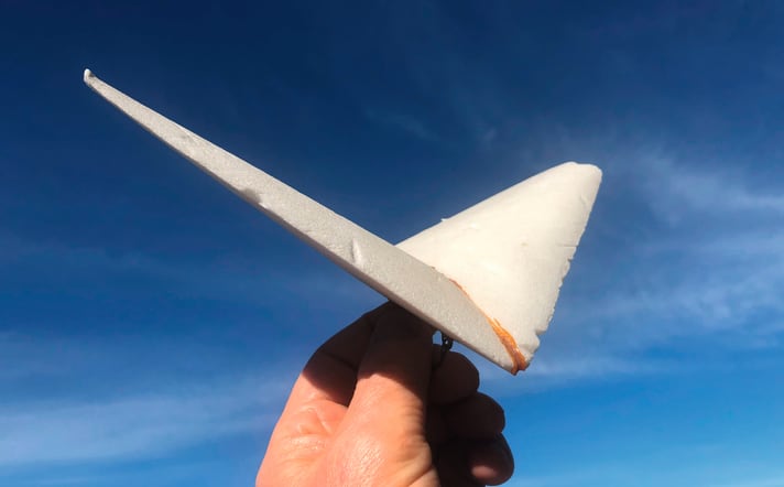 Between this first "model" and the new sport of wingsurfing lie 40 years of slumber