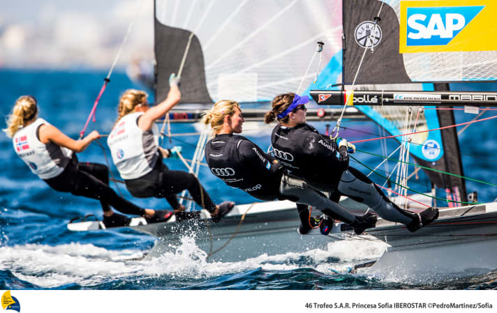   Tina Lutz e Susann Beucke testano la zona olimpica nel 49er FX