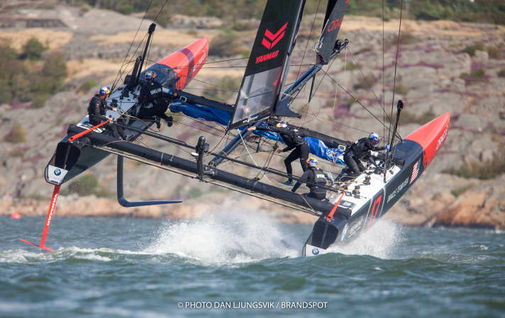   Come un aereo in decollo: l'Oracle Team USA decolla