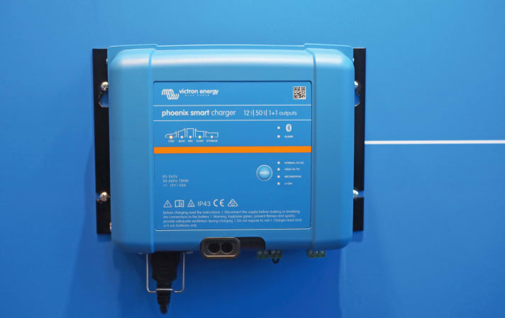 Victron Energy Phoenix Smart Charger