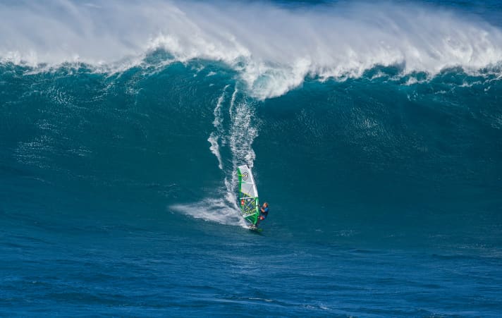 Surfing Jaws was on Maciek's bucket list when he flew to Maui - and he was lucky to catch a perfect day.