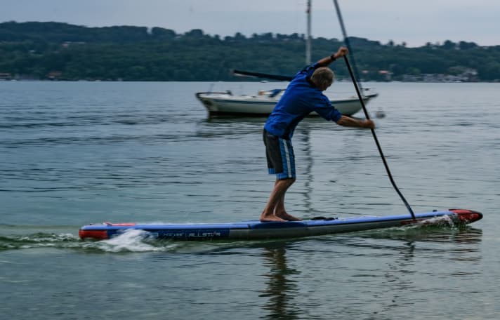Der "Airline" liegt auch bei viel Druck wie ein Brett auf der Piste.