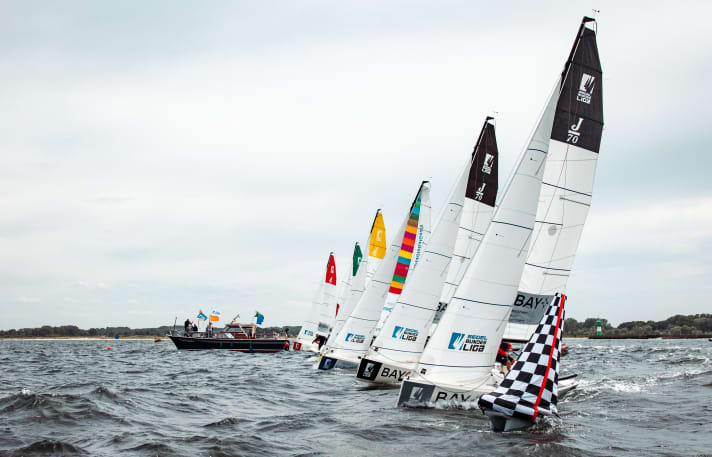 Campo di partenza del campionato colorato al largo di Warnemünde