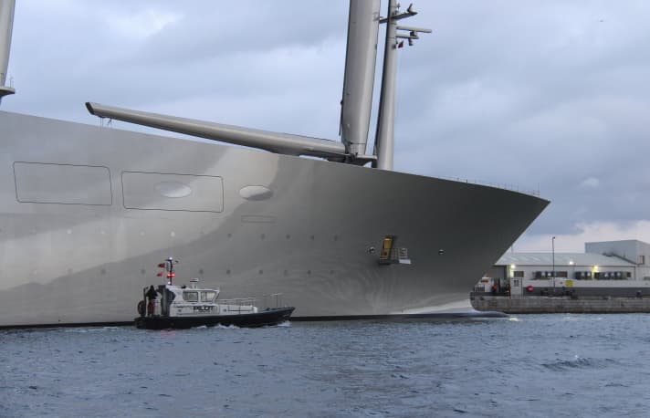 "Saling Yacht A" in Gibraltar | ar