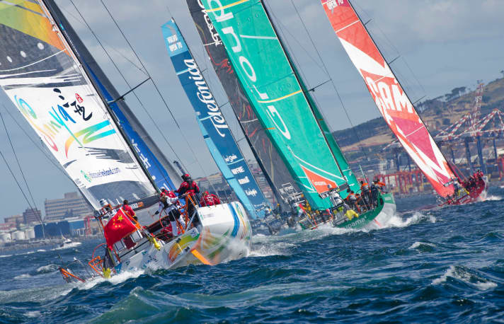   The procession in the harbour with Sanya and Groupama in the foreground. Because it was photographed from behind ...