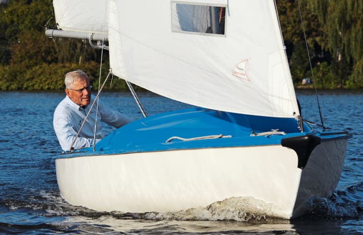   Conger : Ce dériveur simple et lourd, construit à l'époque par le chantier naval Blohm+Voss à Hambourg, est né, comme le Listang, des idées du duo Libor/Feltz. Le bateau connaît encore aujourd'hui un grand succès et continue de faire de bonnes régates.