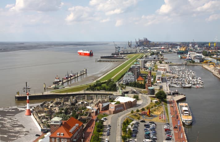   Bremerhaven: