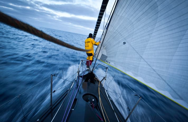   Galleon figure: Abu Dhabi's bowman seems to be looking for more wind