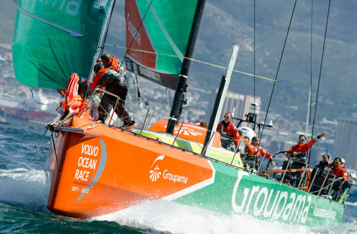   Pane duro: Franck Cammas e Groupama hanno dimostrato poco. E come se non bastasse, anche la protesta che avevano presentato contro l'attacco dello strallo di Camper è stata persa.