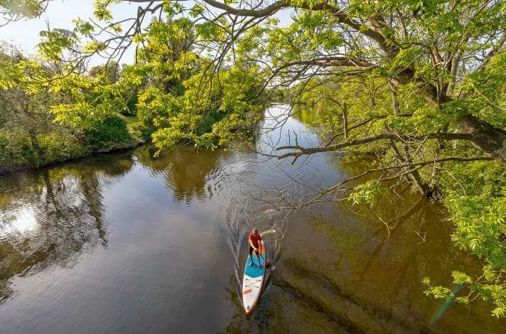South of the Allermöhe regatta course, it becomes quiet and picturesque.