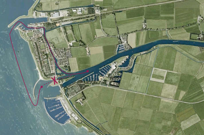  Der Umweg durch die alte Schleuse in Stavoren geht nur bis 1,50 meter Tiefgang