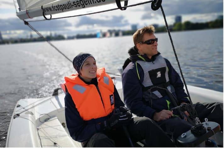   Alster fun the sailing way: inclusive sailing on the RS