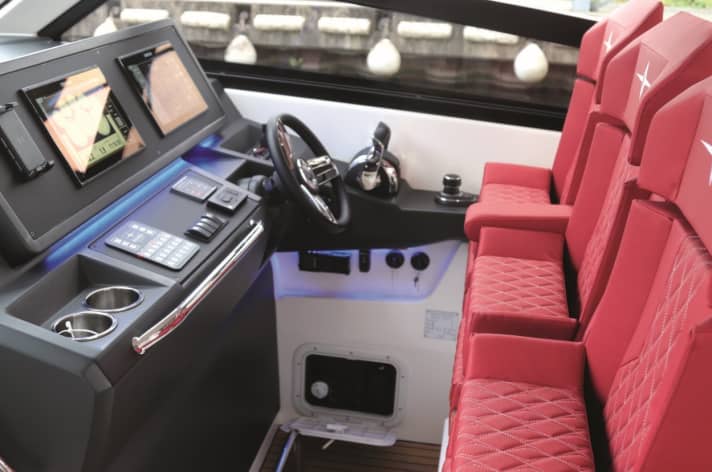 The huge cockpit also characterises the unusually spacious room concept | us