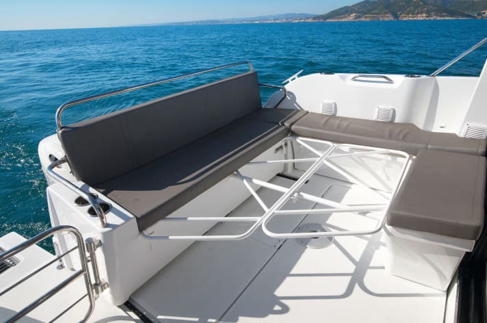 Benetau Antares 9 OB