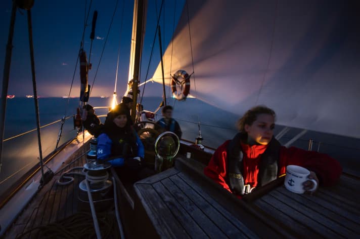 À bord du yacht de haute mer "Peter von Seestermühe" lors de la première édition de la régate nocturne The Run