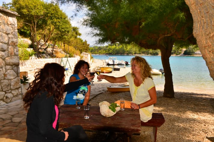   Dalmatia's "pirate island": sailing around the small Šćedro.