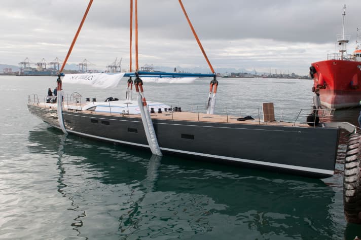 "Seawave"-Launch: Southern Wind Shipyard wasserte mit dem 32  Meter langen Farr/Nauta-Design die vierte Yacht aus der SW102-Serie. | e.