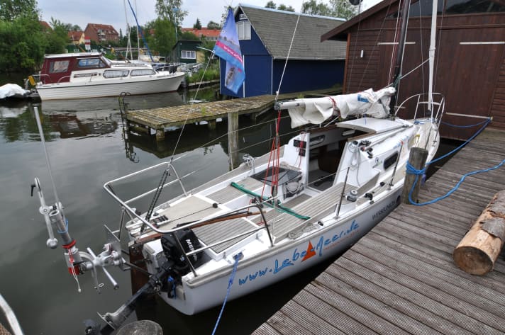   Peu avant le départ, au hangar à bateaux de Schwerin