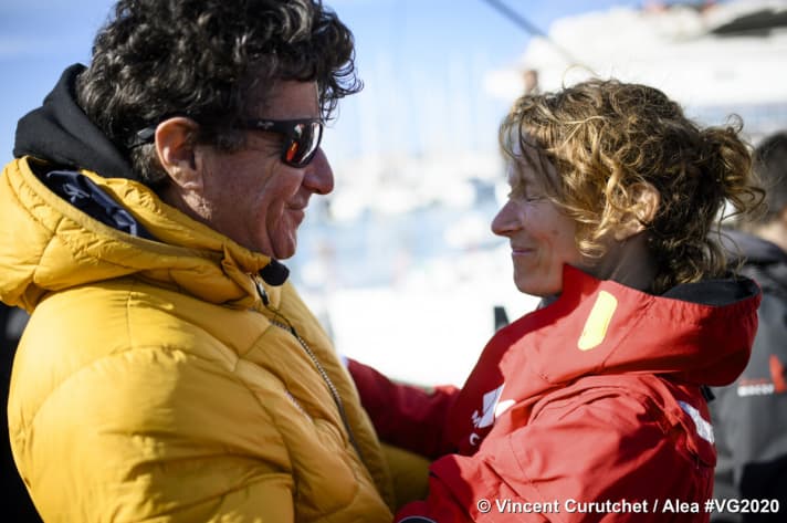   He comforted Isabelle Joschke at sea immediately after her retirement and was also there at the end of her journey: with his fourth place in the 9th Vendée Globe and his fifth participation, Jean Le Cam not only proved himself once again to be a grand master of solo sailing, but also a man with a big heart. The 61-year-old repeatedly came into the harbour after his own finish to personally greet the skippers arriving after him and show them his respect