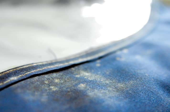 Remove spak and stick surfaces