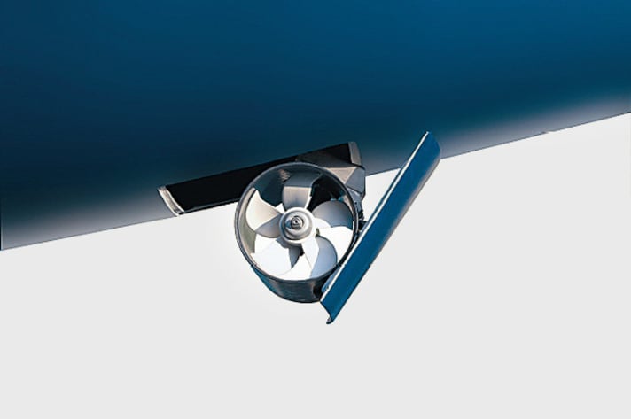 yacht/swing-thruster-2-600x399_ac1d2196046c572e3137c17b91fa2ead