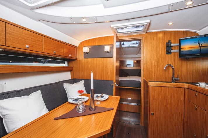 Below deck, the interior now has a more sophisticated look, better finishing touches and thicker upholstery.