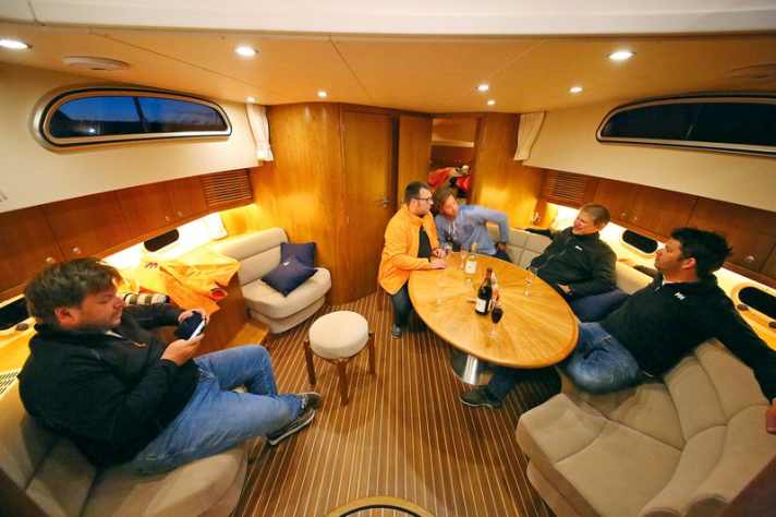 Balance sheet in the Elling salon