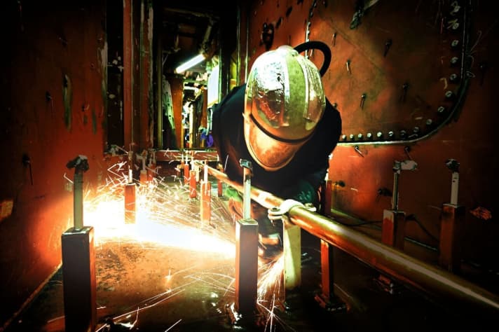 Broad spectrum: Shipyards, design offices and brokerage houses offer a variety of exciting career opportunities. The yacht industry is full of career changers. | n.