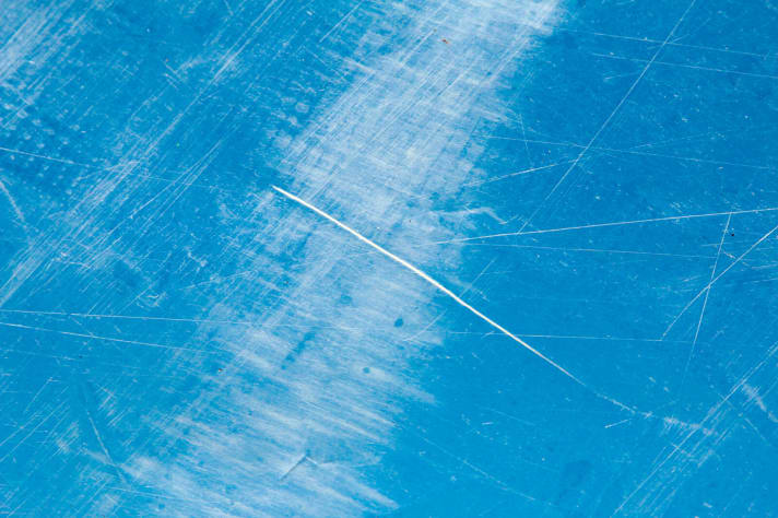 Picture no. 2: Brittle and scratched monofilm