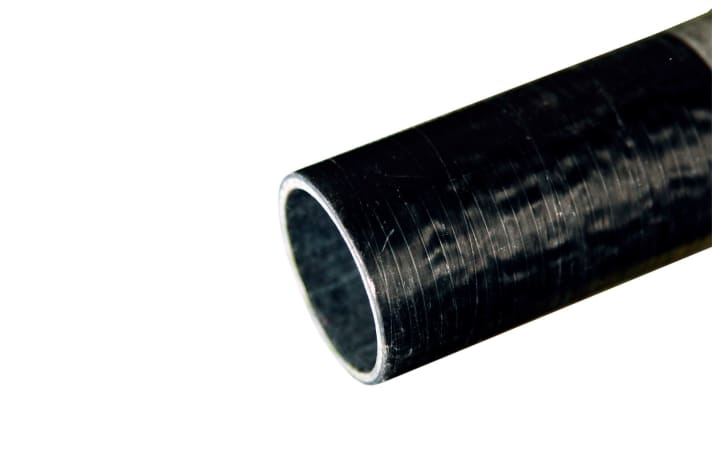 Picture no. 2: Cracks at the ends of the masts