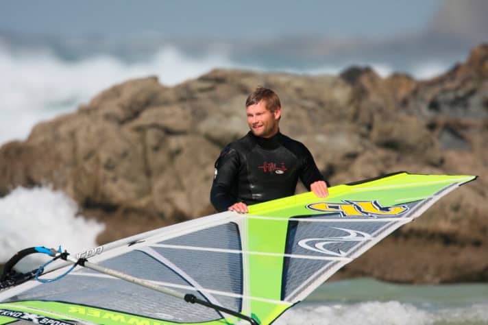 Stefan bereiste in den letzten Jahren mit wachsender Begeisterung Neuseeland. Für surf hat er jetzt einen umfassenden Guide erstellt.