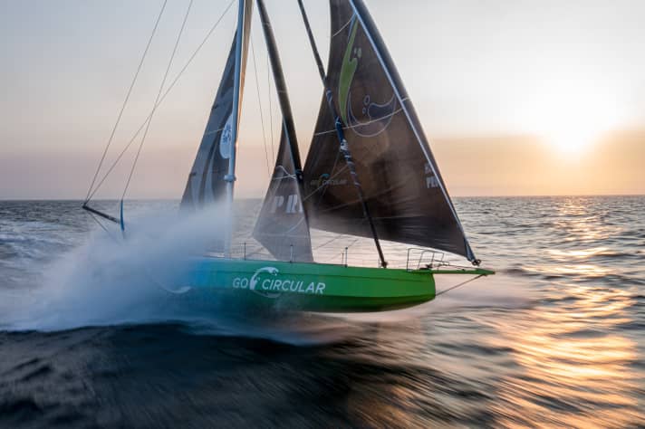 The Ocean Race 2022-23 - 26 maggio 2023, Tappa 5 Giorno 4 a bordo del Team Holcim - PRB, a tutta velocità durante il record di 24 ore.
