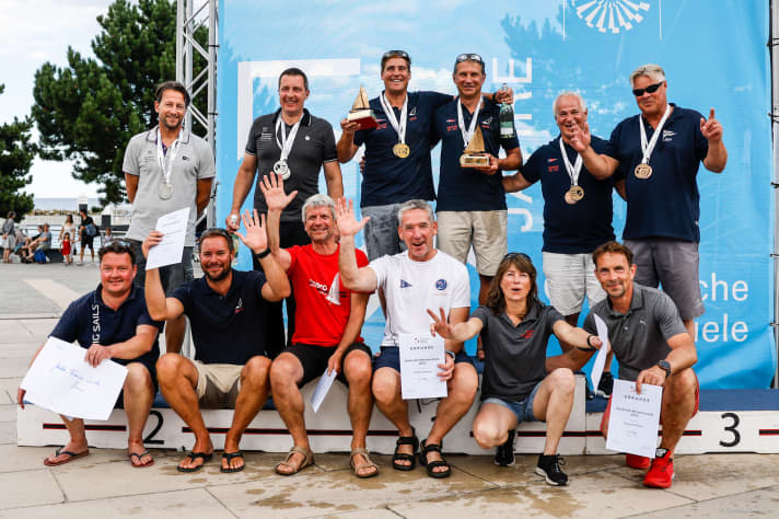Das Flying-Dutchman-Podium: Kay-Uwe Lüdtke und Kai Schäfers freuten sich, nach vielen Versuchen die ungarischen Dauersieger Szabolcs Majthényi/András Domokos entthront zu haben