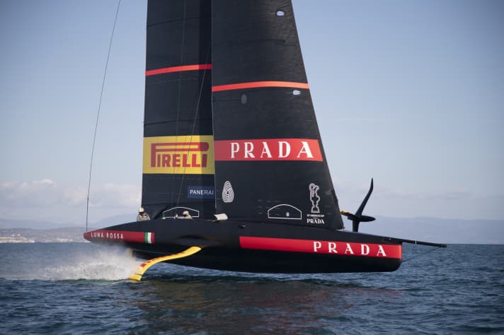   Sent the British to the spectators' bench in the 36th America's Cup: the Italian boat co-developed by Fischer. Following Fischer's change of side, Ineos Britannia is now set to enter the Cup duel with a design upgrade