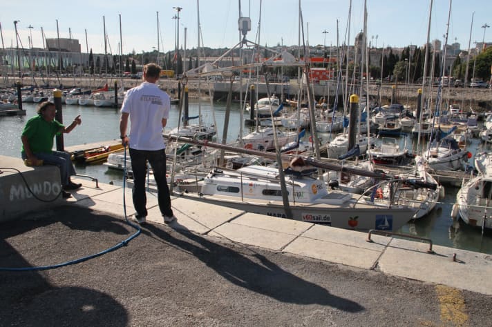   Le Shark prend l'eau à Lisbonne