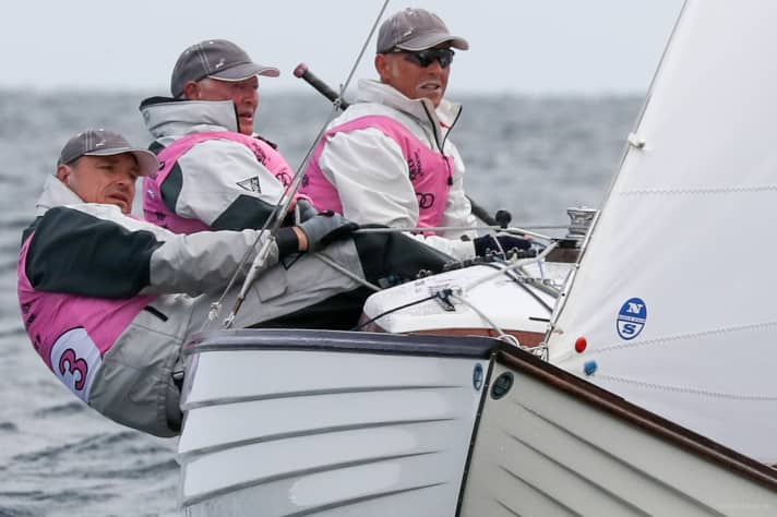   Ulf Kipckes Folkeboot-Crew im KiWo-Einsatz