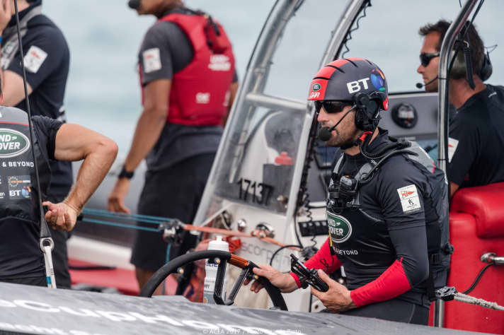   Not amused: Sir Ben Ainslie ärgerte sich über einen Systemfehler und die verpatzte Halse