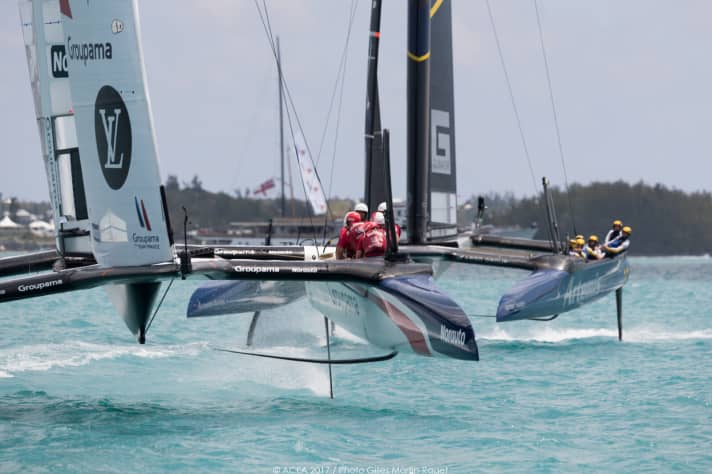   Das französische Groupama Team France setzte sich überraschend gegen das schwedische Team Artemis Racing durch