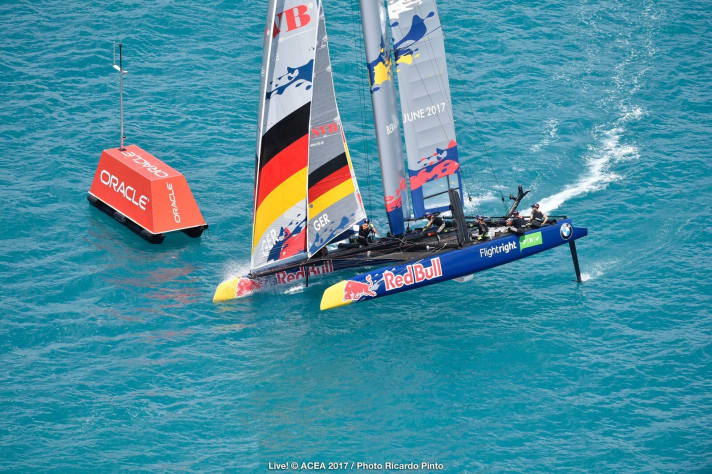   Les réglages du nouveau bateau pour la finale ont donné du fil à retordre aux Allemands le premier jour.