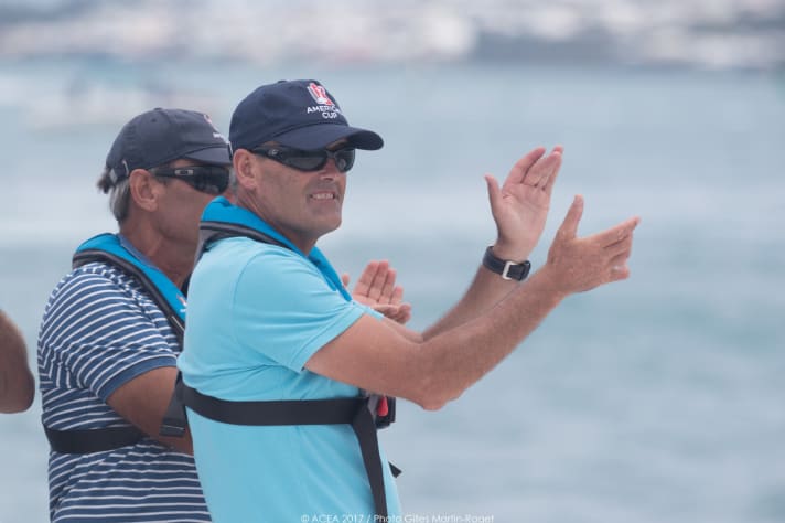   Described the first matches in the 35th America's Cup as "boring and one-sided" and also criticised his Oracle Team USA: Cup boss Russell Coutts. On Saturday, he had more reason to be happy, because the second race in particular offered a lot of excitement with its lead changes and penalties - and in the end the first winning point for the defending champions