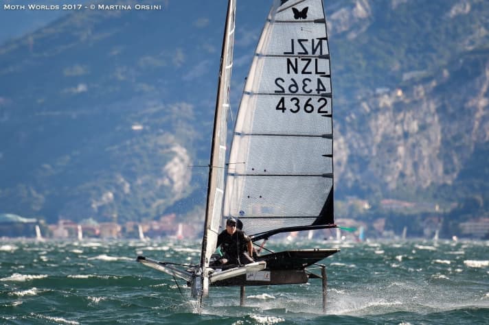   Direkt vom America's Cup und den anschließenden Feierlichkeiten in Neuseeland an den Gardasee gereist: Cup-Dominator Peter Burling