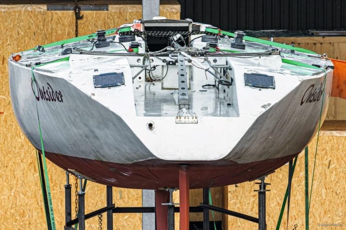   La peinture est abîmée : le Cupper emblématique après son dernier grand voyage en mer comme fret de pont à travers l'Atlantique