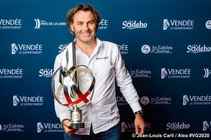   Départ au TJV 2021 avec Jean-Marie Dauris sur son "Maître Coq IV" : Yannick Bestaven, vainqueur du Vendée Globe