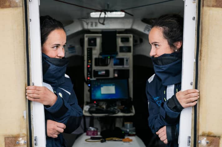   Sisters Julia and Jeanne Courtois are launching the Class40 "Saint James - Biscuiterie de L'Abbaye" into the Transat